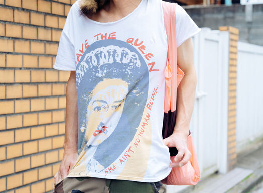 TシャツはSEX PISTOLS。