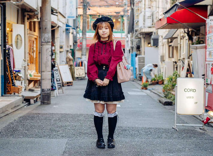 神楽もぐ(22)コンカフェキャスト、シンガーソングライター