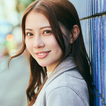 小林綺羽