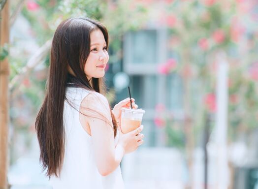 下角紗世